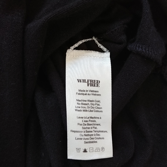 Set of Two Wilfred Free Davina T-Shirts - Picture 8 of 9